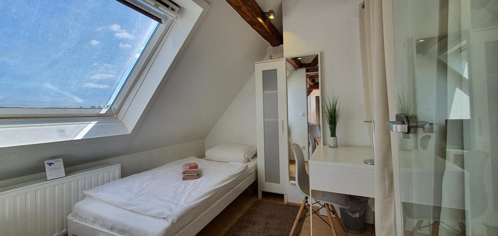 Colodging Mannheim - Private Rooms & Kitchen Extérieur photo